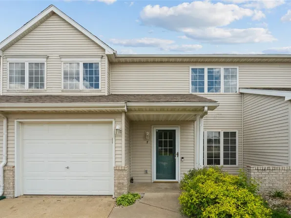 3035 English Glen Ct #D7, Marion, IA 52302