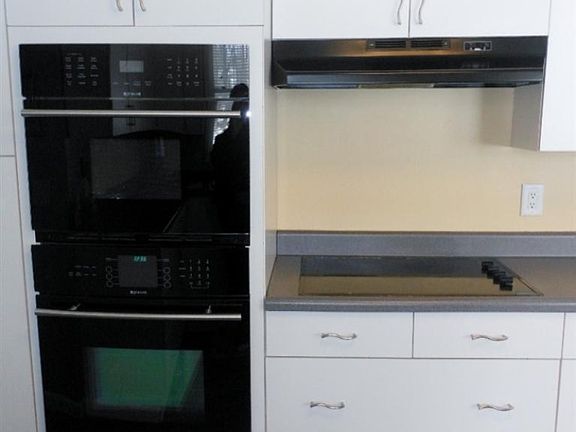 5th image of 11414 Tebeau Dr