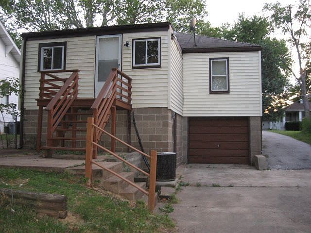 2nd image of 3330 Coles Ave