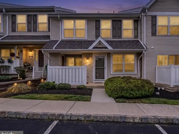 30 Granite Ln #7, Chester Springs, PA 19425