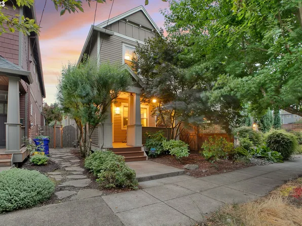 3920 N Gantenbein Ave, Portland, OR 97227