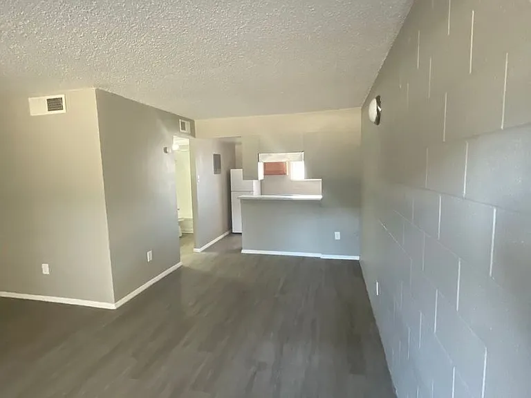 The Villas at Uptown — Photo 43