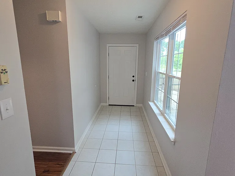 5360 Chatham Hall Dr — Photo 2