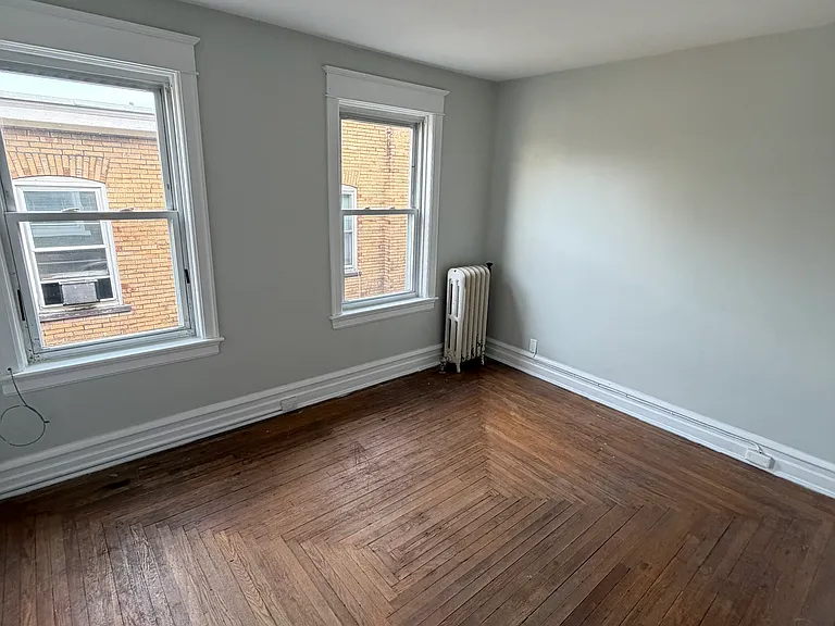418 N 22nd St — Photo 14