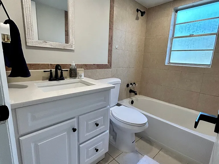 1316 E Fort King St — Photo 10