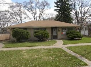 3811 Blanchan Ave, Brookfield, IL 60513