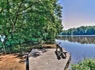 5006 Holly Rd, Quinton, VA 23141