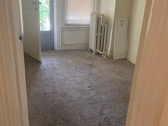 4th image of 705 E 222nd St APT 2