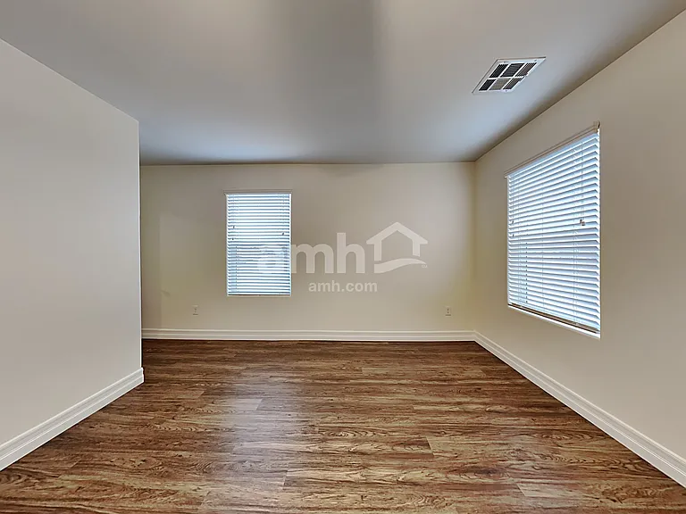 5808 Petronius St — Photo 12
