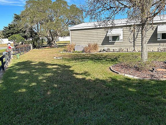 4th image of 2140 Chesapeake Pl #-09