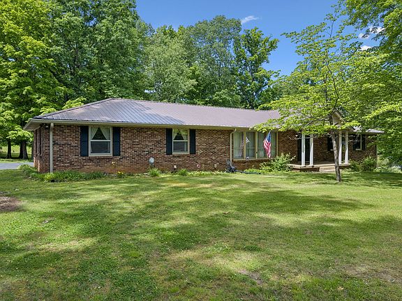 4th image of 1018 Woodmont Dr