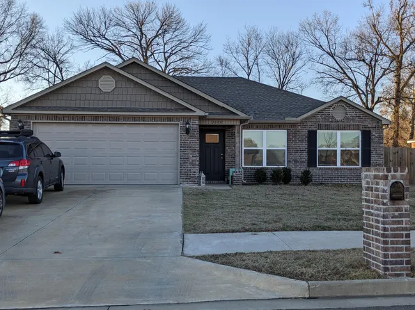 3600 Edinburgh Dr, Fort Smith, AR 72908