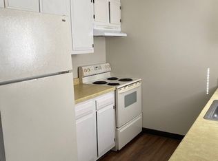 1040 Olympia Ave APT 8, Seaside, CA 93955