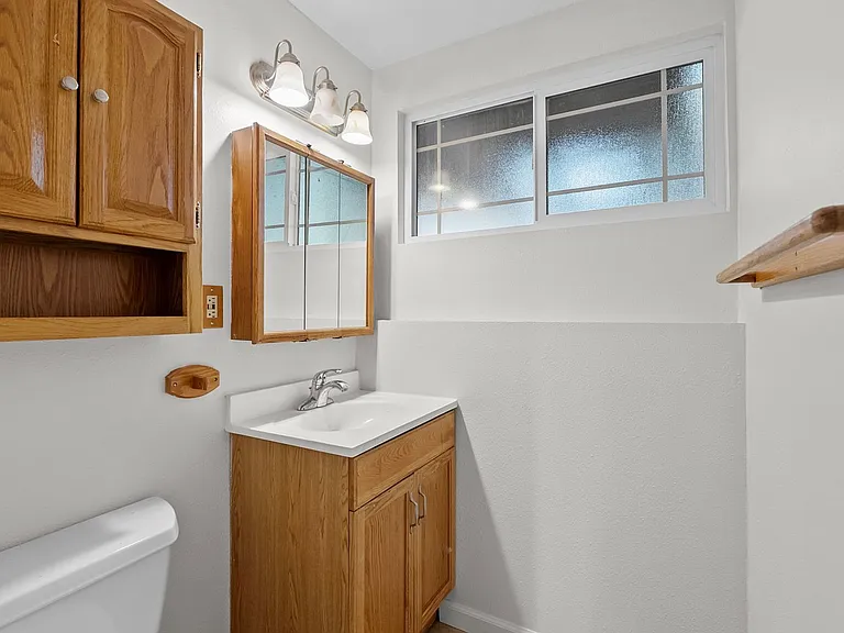 7906 N Dakota St — Photo 16