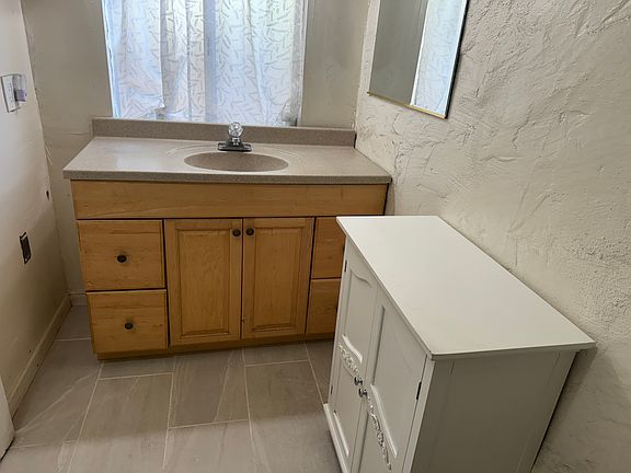 3rd image of 3825 La Selva Dr #B