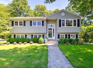 72 Edgewood Ave, Little Silver, NJ 07739