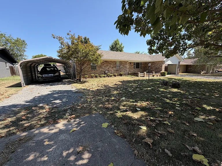116 Fern Dr — Photo 37