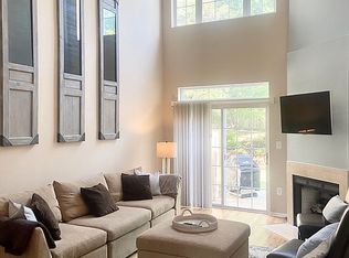 120 Loft Dr, Martinsville, NJ 08836