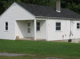 1889 Renan Rd, Gretna, VA 24557