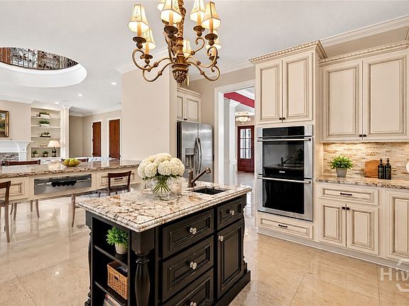 5th image of 336 Spanton Crescent