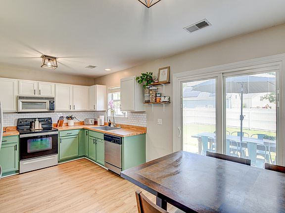 5th image of 4805 Wheatfield Dr