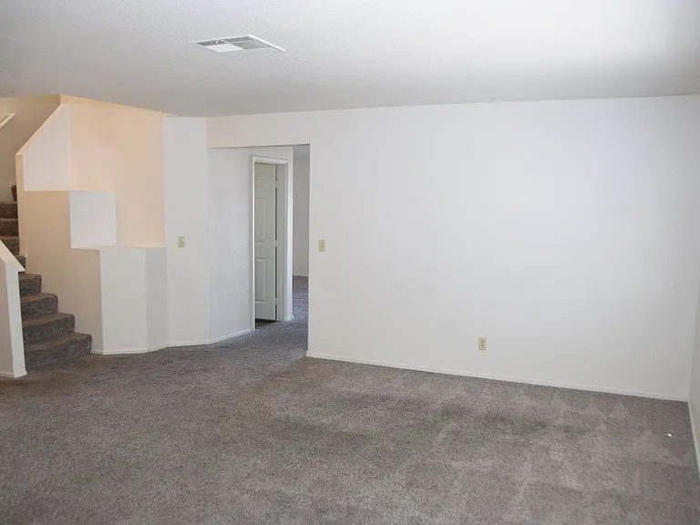 1360 Pacific Terrace Dr — Photo 6