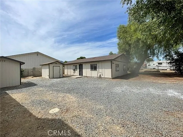 16395 Broadway St — Photo 4