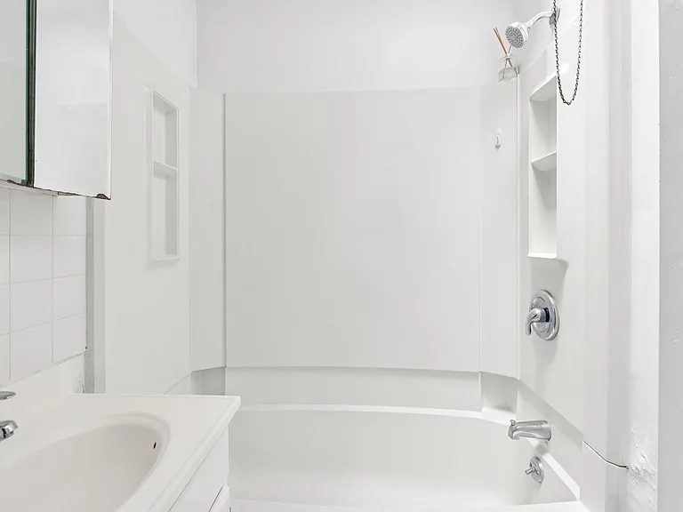 4133 Ridge Ave #3 — Photo 5
