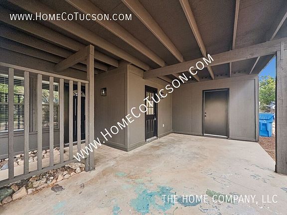 3rd image of 5123 Paseo Las Palmas