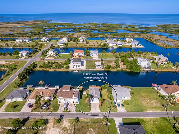 3rd image of 3397 Crape Myrtle Dr