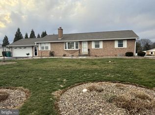 420 Heisers Ln, Carlisle, PA 17015