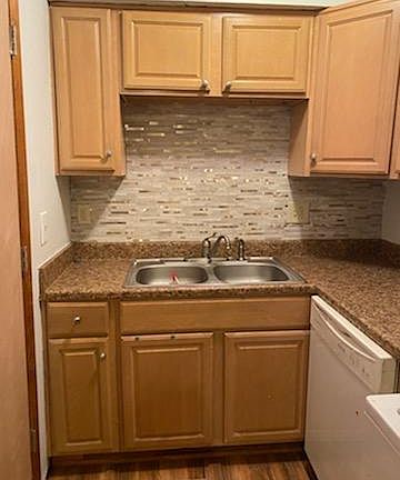 Kitchen with updated backsplash
