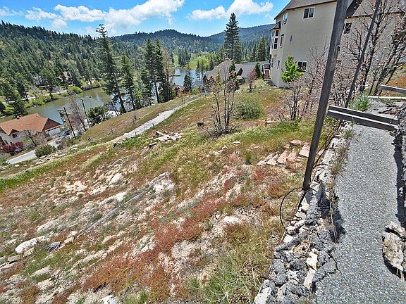 2nd image of 26733 Modoc Ln