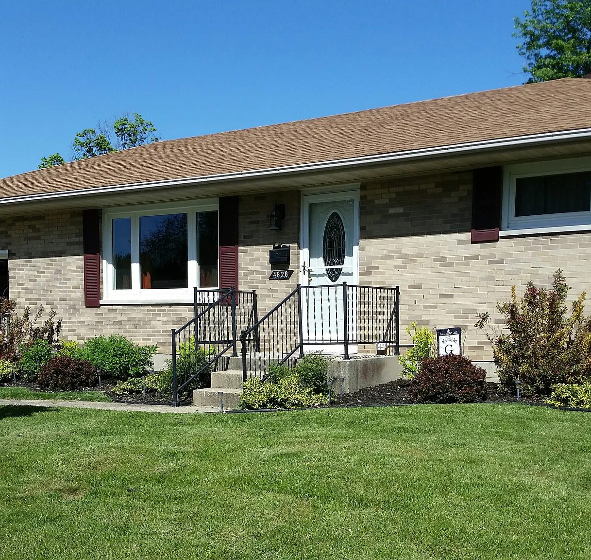 4828 Ashley Dr photo 1