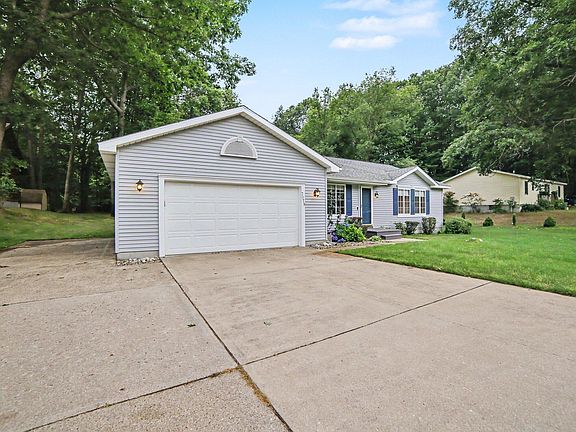 3rd image of 7079 W Decker Rd