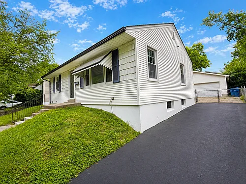 8649 Kathlyn Dr Photo 1