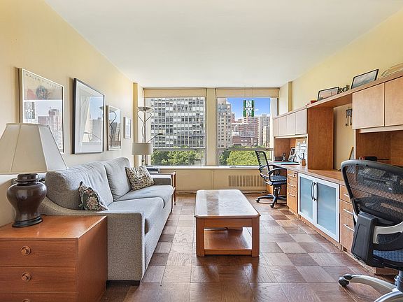 5th image of 330 E 33rd St APT 7C