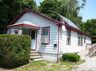 18 Princess St, Coventry, RI 02816