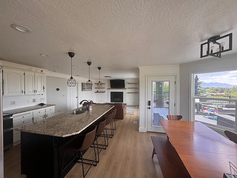 E Brighton Ridge Dr — Photo 7