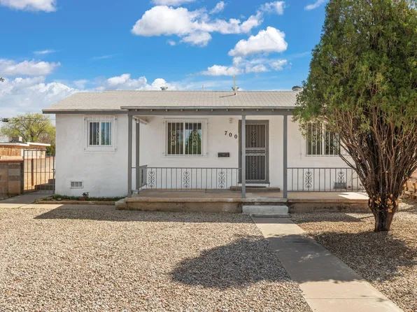 700 Alvarado Dr SE, Albuquerque, NM 87108