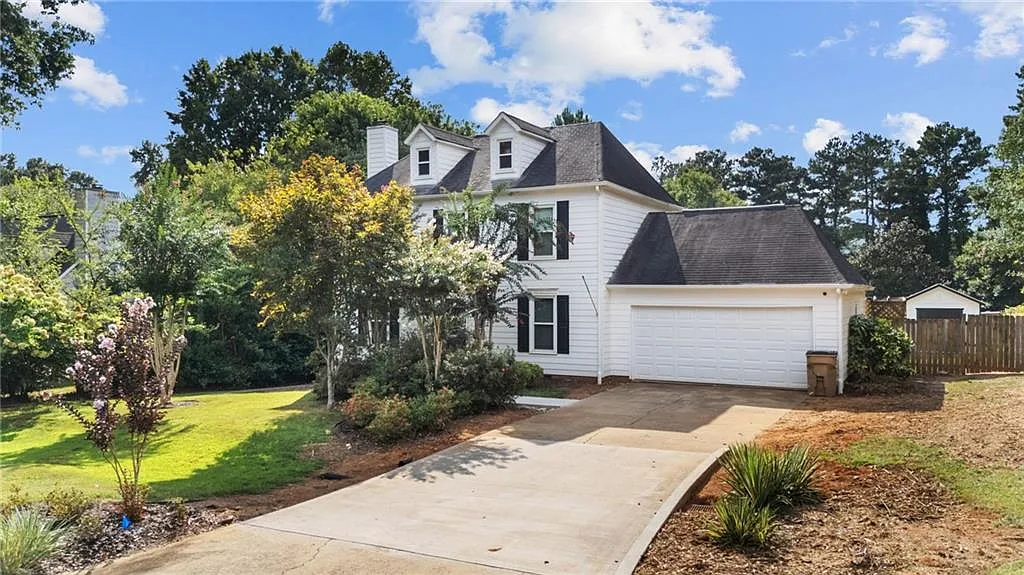 3 bed, 2.5 bath, 1536 sqft, $2,450 — Photo 3