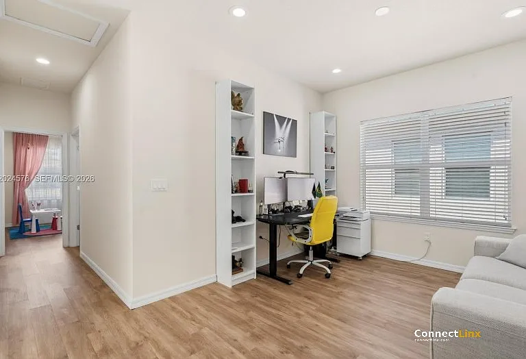 4325 Large Leaf Ln — Photo 5