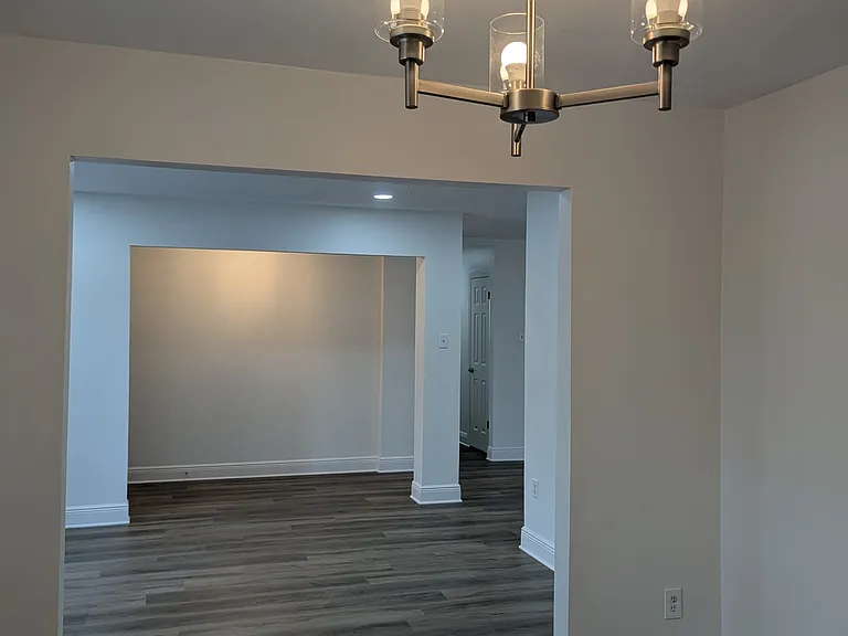 6102 Hummingbird St — Photo 5