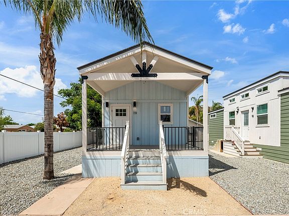 3rd image of 501 S Mistletoe Ave Space 19