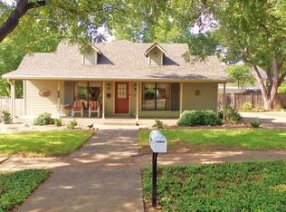 305 N 8th St, Ballinger, TX 76821