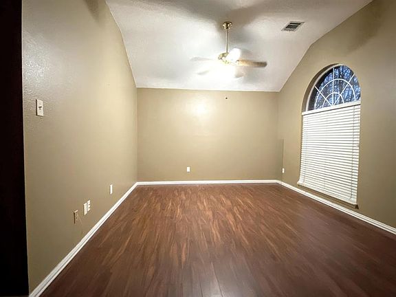 2nd image of 3212 Verbena Dr