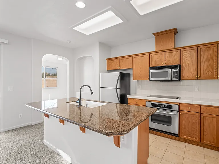 3665 Vermont Ln — Photo 9