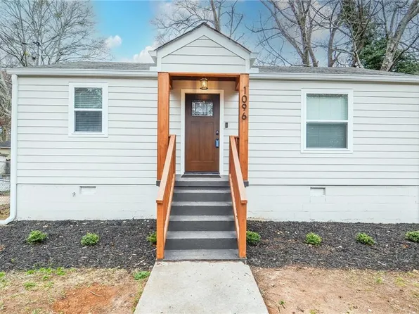 1096 Ferndale St, Stone Mountain, GA 30083