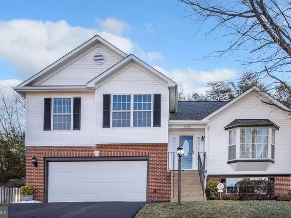 15581 Andover Heights Dr, Woodbridge, VA 22193