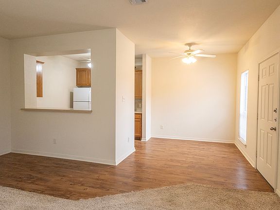 3rd image of 2228 Misty Dr